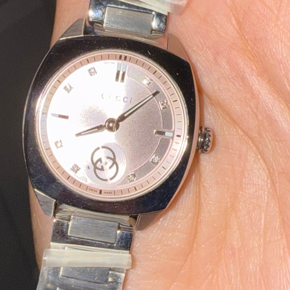 gucci pink interlocking watch 100% authentic